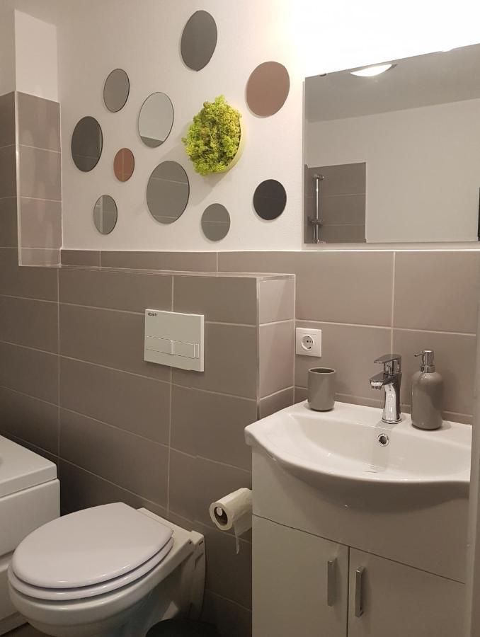 Pif Apart Livada Postei Braşov Buitenkant foto