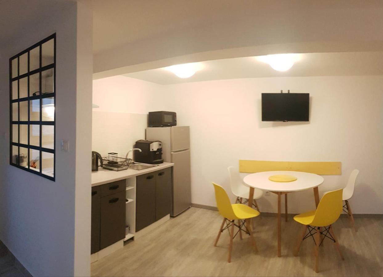 Pif Apart Livada Postei Braşov Buitenkant foto